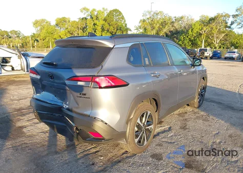 2025 Toyota Corolla Cross Hybrid Xse z USA, uszkodzony, nr VIN 7MUFBABG3SV089265